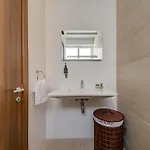 Ortigia Penthouse - Private Rooftop Jacuzzi - Sea Views