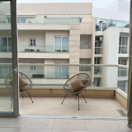 Ortigia Penthouse - Private Rooftop Jacuzzi - Sea Views Apartmán Is-Swieqi