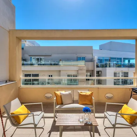 Ortigia Penthouse With Private Terrace And Distant Sea Views Apartman *