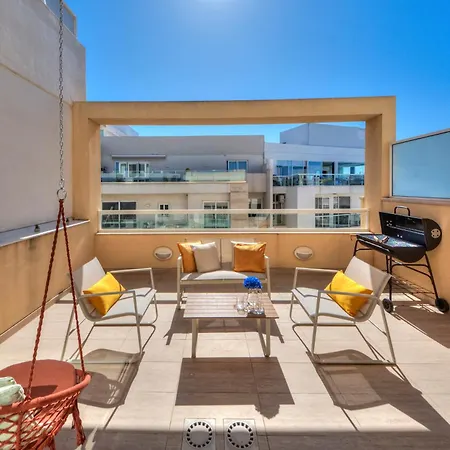 Ortigia Penthouse With Private Terrace And Distant Sea Views *