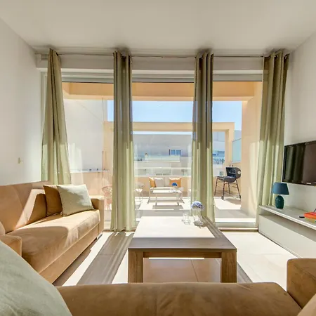 Apartman Ortigia Penthouse With Private Terrace And Distant Sea Views Is-Swieqi