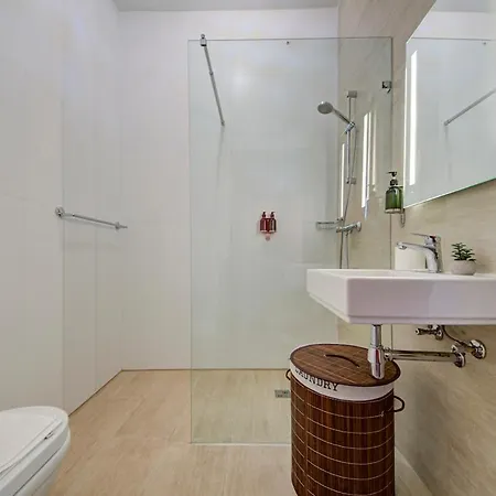 Ortigia Penthouse - Private Rooftop Jacuzzi - Sea Views Lejlighed Is-Swieqi